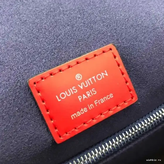 WIS LOUIS PM GRENELLE VUITTON 0526